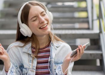 Di Balik Kebiasaan Mendengarkan Musik, Ada Keunikan Besar Dalam Diri Anda Menurut Psikologi