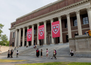 Harvard Bantah Teken Kesepakatan US$500 Juta untuk Berdamai dengan Trump
