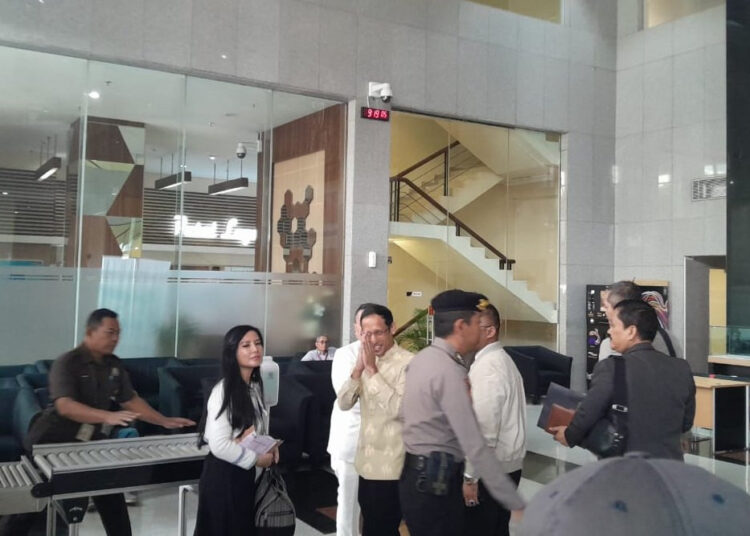 Nadiem Makarim Tiba di KPK, Didampingi Hotman Paris